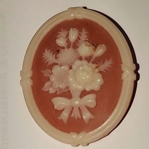 Vintage Avon Early 1980s Flower Bouquet Cameo Brooch Coral Pink & White